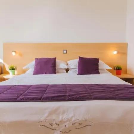 Dubrovnik Daire Makarska